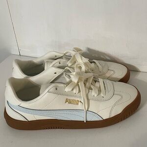 PUMA Club Sneakers NWOT